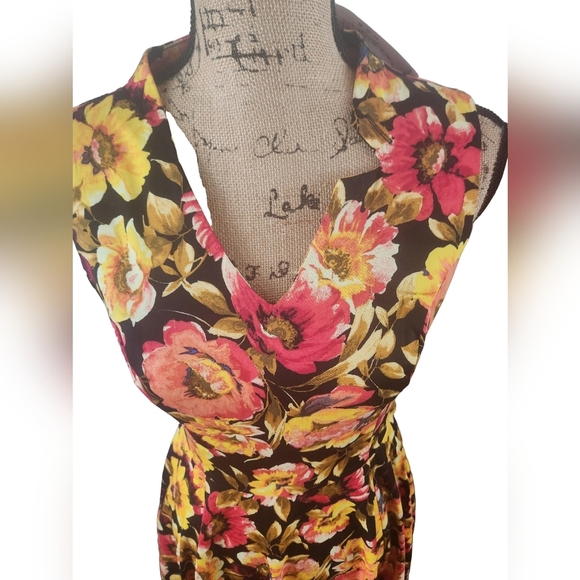 Sz 6 Hearts & Roses Floral Sleeveless Swinger's Dress - Picture 4 of 9